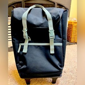 IKEA backpack has wheels